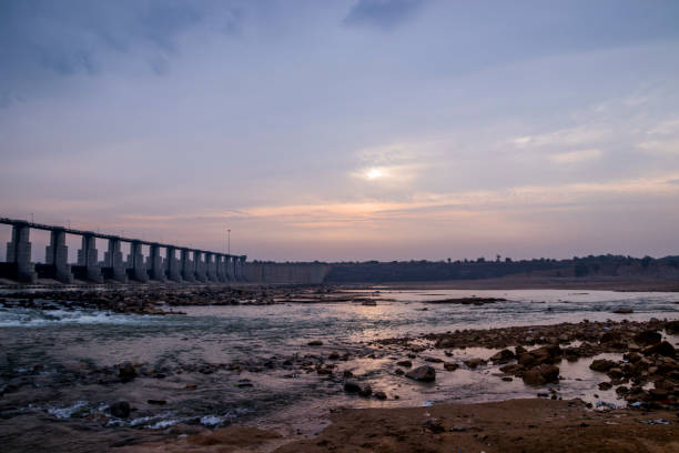 istock Sant Sarovar Dam in Gandhinagar, Gujarat 1348654738