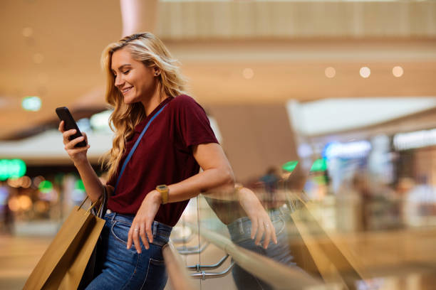 istock Meet you at the mall in 10 1348677170