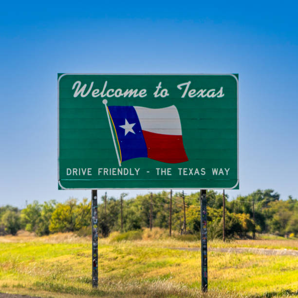 istock Welcome to Texas State road sign. 1348795151