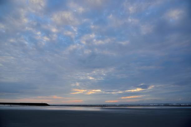 istock The seaside scenery and humanities. 1348850072