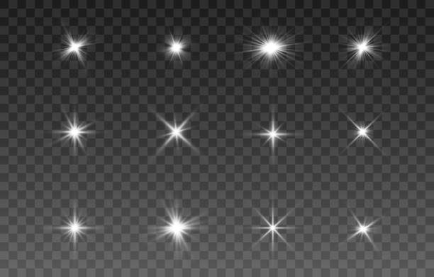 ilustraciones, imágenes clip art, dibujos animados e iconos de stock de conjunto de los elementos de luz. diseño especial de luz estelar o efecto de luz. rayos de estrella o de foco. destello de luz brillante. elemento decorativo. para decorar sobre fondo png. - brillante
