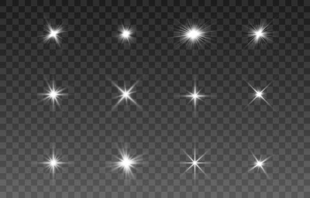 ilustrações, clipart, desenhos animados e ícones de conjunto dos elementos de luz. design especial de luz estelar ou efeito de luz. raios de estrela ou holofotes. brilho de luz. elemento de decoração. para decorar em png fundo. - reluzente