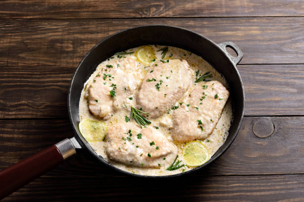 Chicken breast in creamy garlic sauce