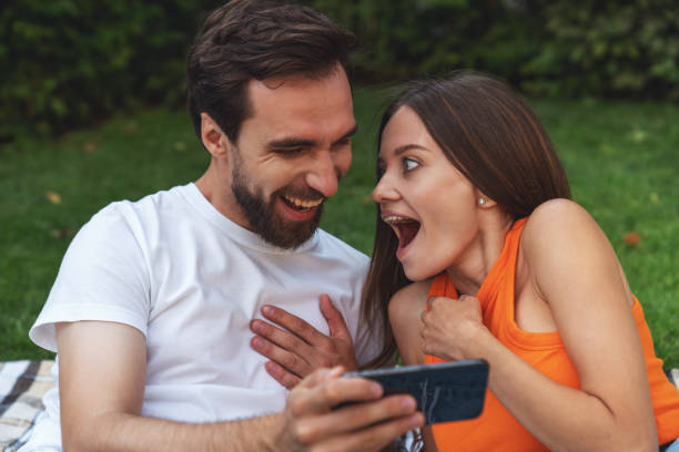 istock Couple on a picnic 1349047080