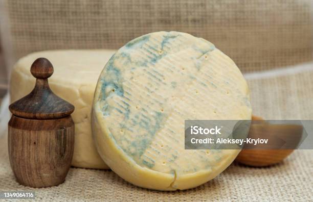 Stilton Cheese With Blue Mold Stock Photo - Download Image Now - Stilton Cheese, Cheese Making, Roquefort Cheese