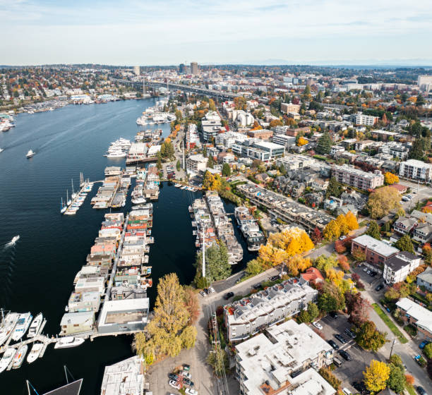 istock Lake Union Houseboats Seattle 1349064653