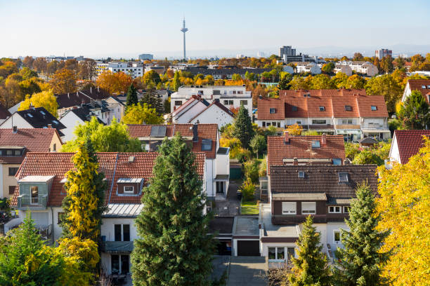 vorortsiedlung - tract houses imagens e fotografias de stock