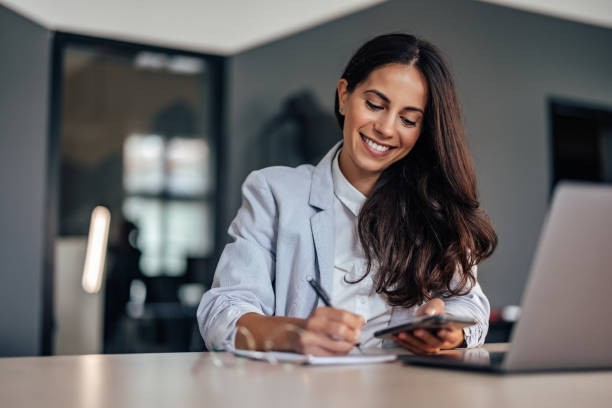 istock Adult woman, preparing for a busy work week. 1349182287