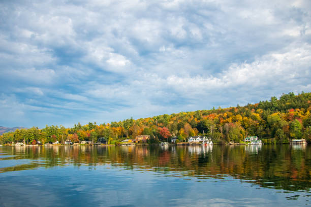 istock Autumn colors on lake shore 1349210126