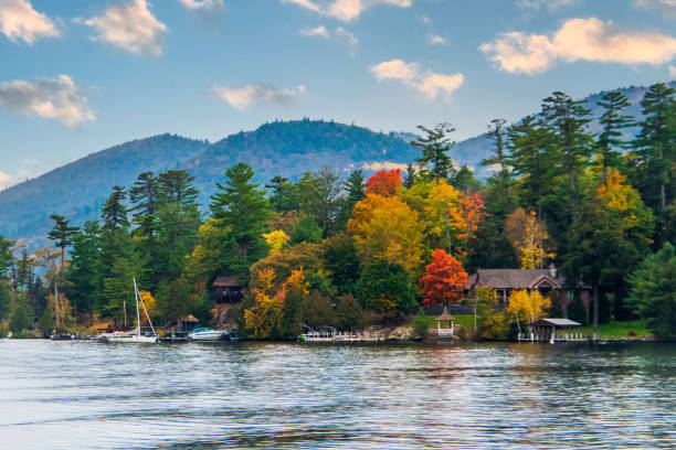 Autumn at the lake