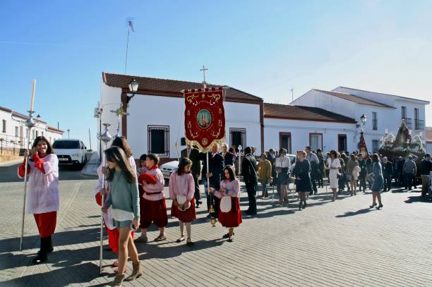 altar girls in the procession of santa catalina in the streets of el granado. - 2586 imagens e fotografias de stock