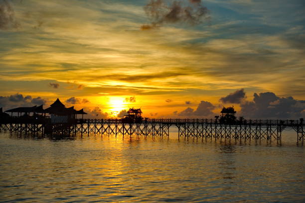 istock A picturesque sunrise on the reef islands 1349218621