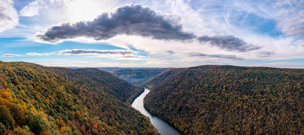 istock Coopers Rock state park overlook over the Cheat River in West Virginia with fall colors 1349253524