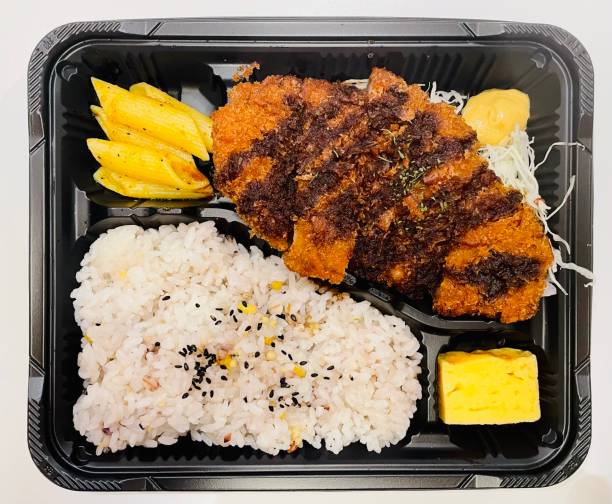 istock Tonkatsu bento 1349313660