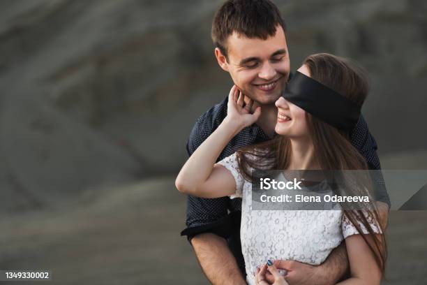 Do You Catch My Meaning Comprehension Concept Stock Photo - Download Image  Now - Blindfold, Listening, Adult - iStock