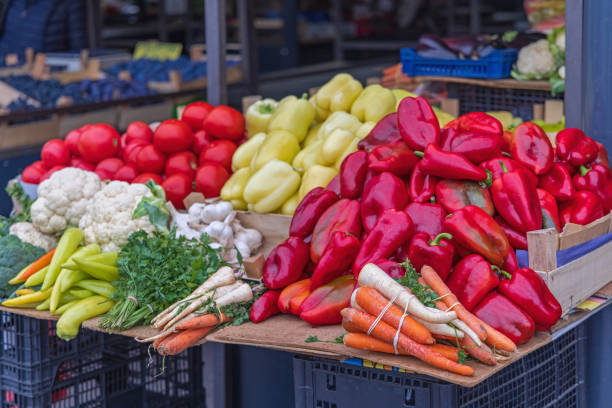 istock Autumn Vegetables Market 1349346556