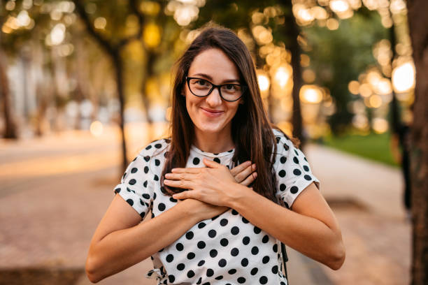 Woman talking on sign language