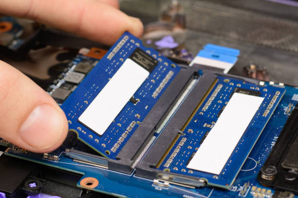 Installing new RAM memory chips to the laptop
