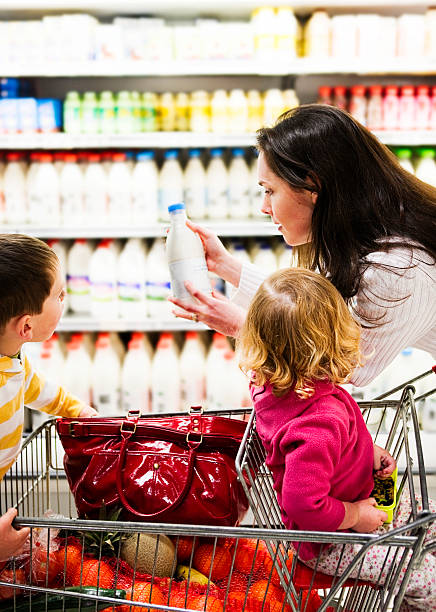 istock Mom and kids with milk 134947803