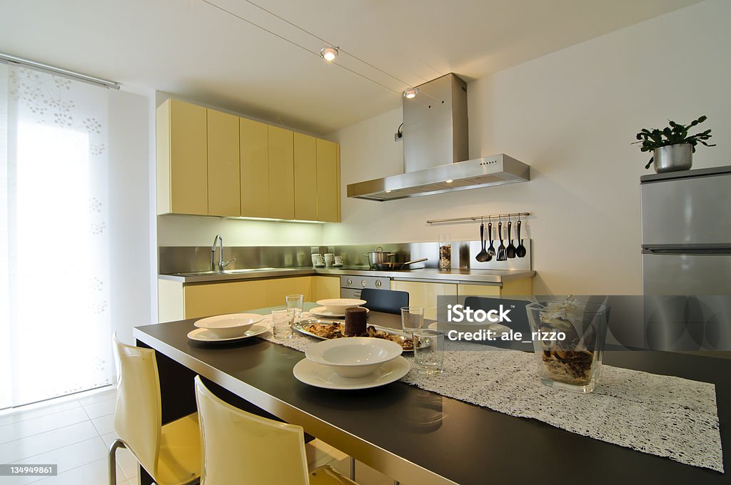 Cozinha moderna interior - Royalty-free Apartamento Foto de stock