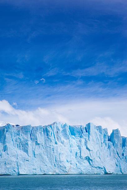 氷河をタムワースビレッジ - argentine glaciers national park ストックフォトと画像