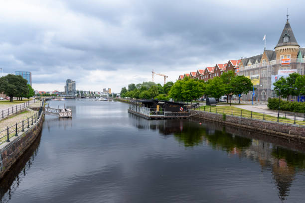 gavle ciudad suecia verano 2021. - norrland fotografías e imágenes de stock