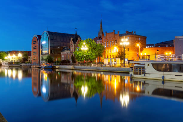 istock Old Town and Brda River at night in Bydgoszcz, Poland 1349676539