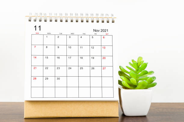 istock The November desk calendar 2021 1349701026