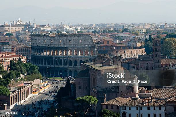 Roma - Fotografie stock e altre immagini di Ambientazione esterna - Ambientazione esterna, Anfiteatro, Antico - Condizione