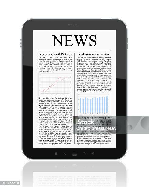 Notícias Do Tablet Pc - Fotografias de stock e mais imagens de Artigo Escrito - Artigo Escrito, Internet, Jornal