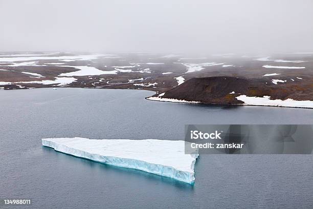 Iceberg - Fotografie stock e altre immagini di Fotografia - Immagine - Fotografia - Immagine, Iceberg - Formazione di ghiaccio, Acqua