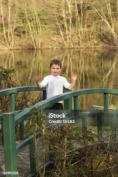 Young Boy に架かる田園 - 1人のストックフォトや画像を多数ご用意 - 1人, 2歳から3歳, 4歳から5歳