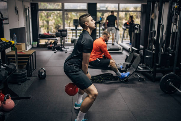 istock Busy day in gym 1350023849