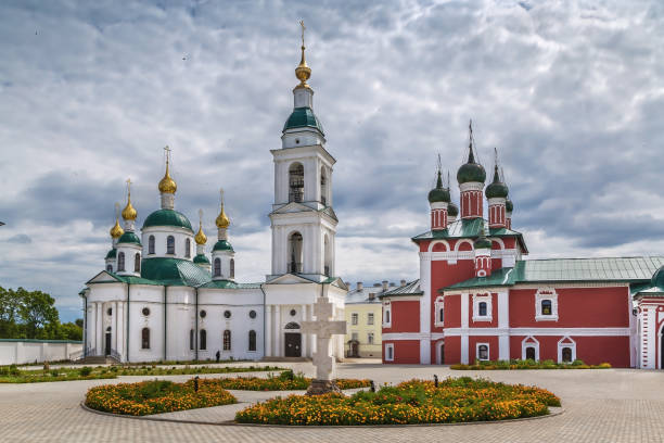 monastero dell'epifania, uglich, russia - uglich foto e immagini stock