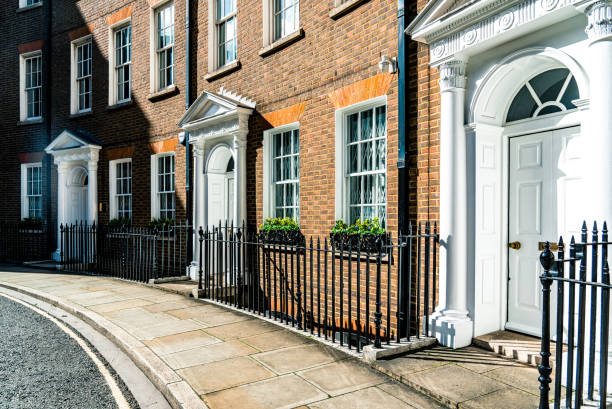 istock Beautiful Traditional British Terraced Houses 1350072088