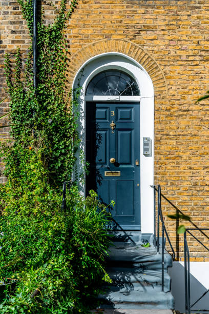 istock Beautiful Traditional British Terraced Houses 1350072497