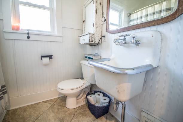 istock Farmhouse Bathroom 1350073472