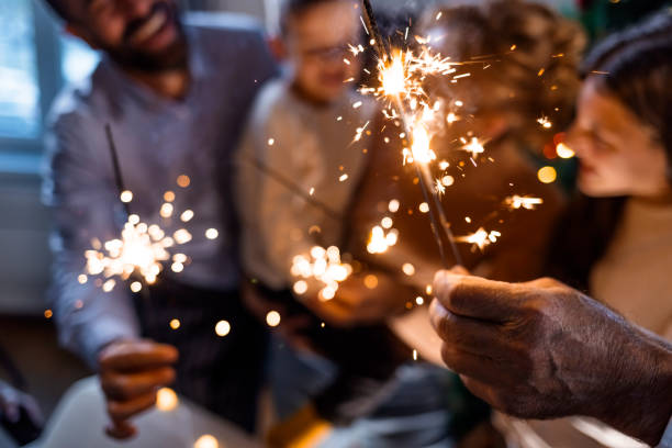 szczęśliwego nowego roku! - new years party time zdjęcia i obrazy z banku zdjęć