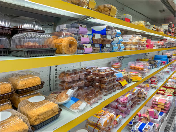 istock Cakes in a supermarket 1350088777