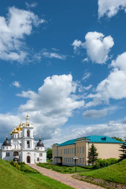 istock Architectural ensemble 