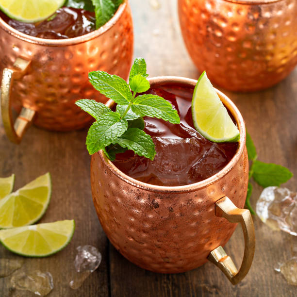 istock Traditional Moscow Mule in classic copper mugs 1350102753