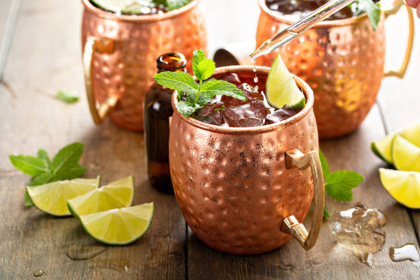 istock Traditional Moscow Mule in classic copper mugs 1350102755