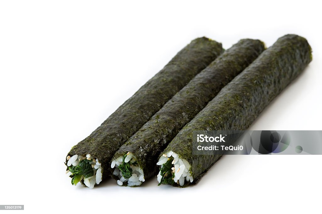 Espinaca Maki Sushi - Foto de stock de Alga Marina libre de derechos