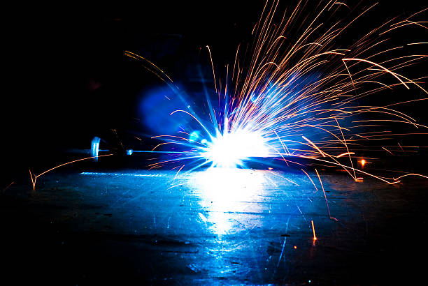 schweißen - schwerindustrie fotografías e imágenes de stock