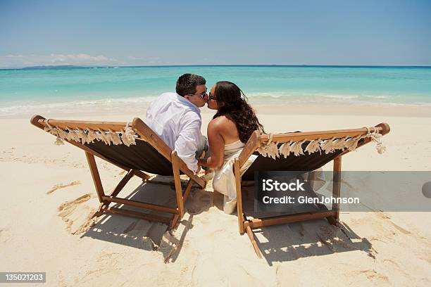 Fidżyjski Plaży Całowanie - zdjęcia stockowe i więcej obrazów Taveuni - Taveuni, Wyspa - Land Feature, Afroamerykanin