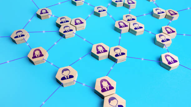 istock People connected in a global network. Cooperation and globalization, contributions to projects. Society. Globalization. Improving performance, innovation. Decentralized networking. Connections links 1350262403