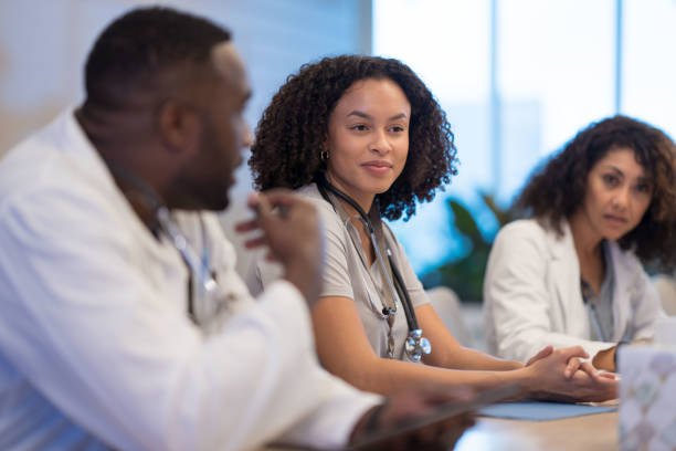 istock Medical Team Meeting 1350270574