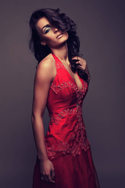 istock Makeup & Fashion 135032683