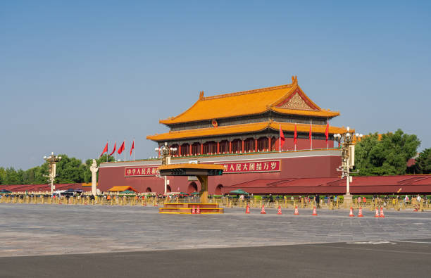 peking tiananmen und chang'an avenue - changan avenue stock-fotos und bilder