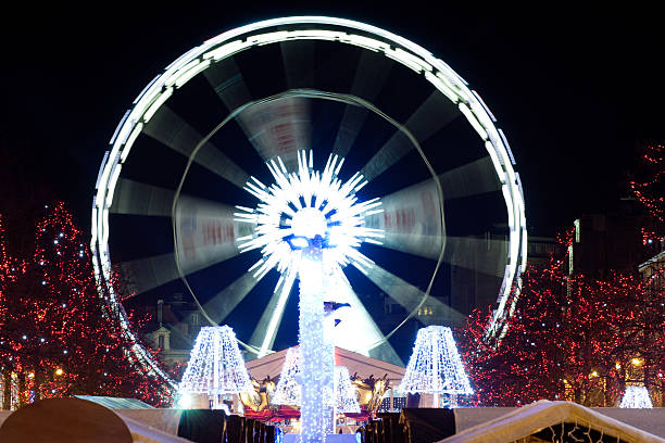 istock Ferris wheel - Saint Catherine, Brussels 135038482